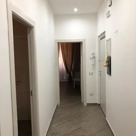 Elena 게스트하우스 3*